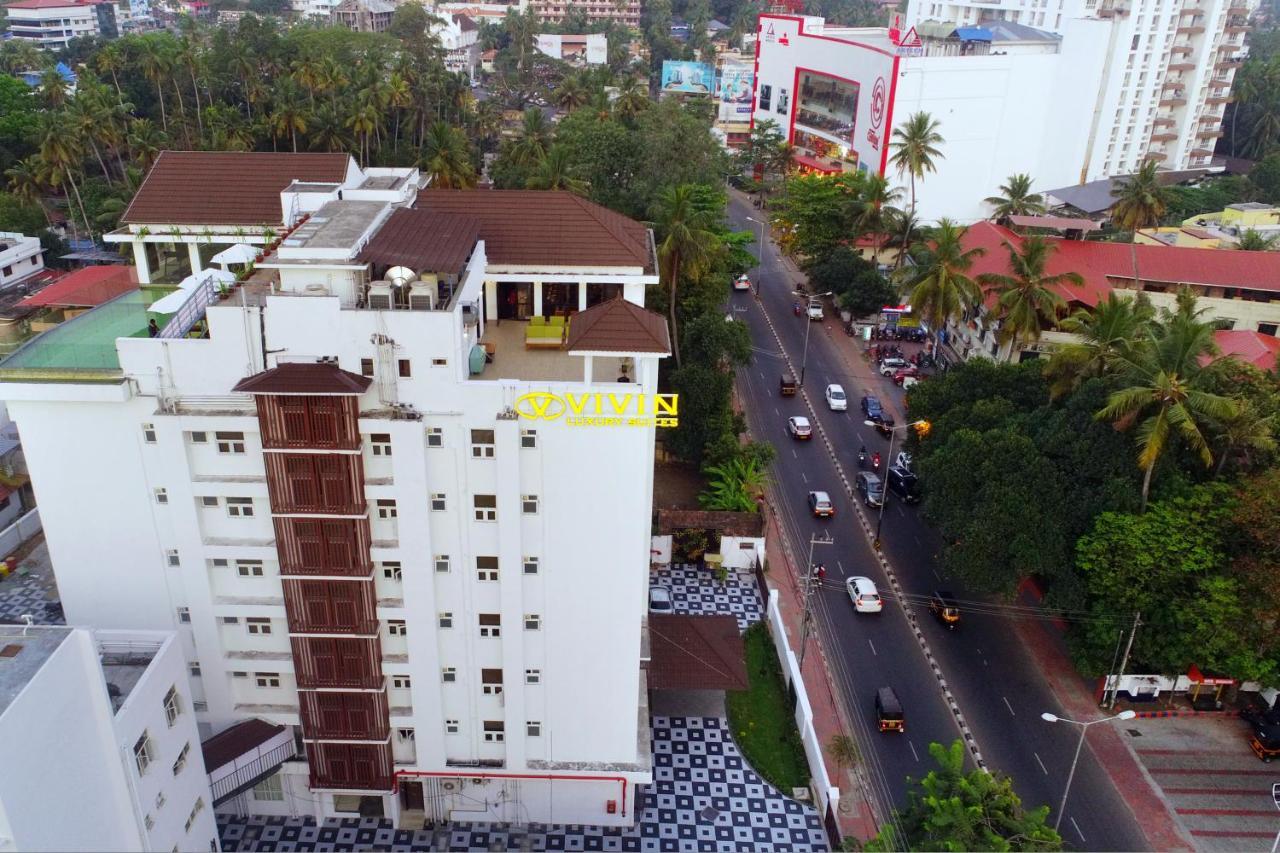Vivin Luxury Suites Thiruvananthapuram Buitenkant foto